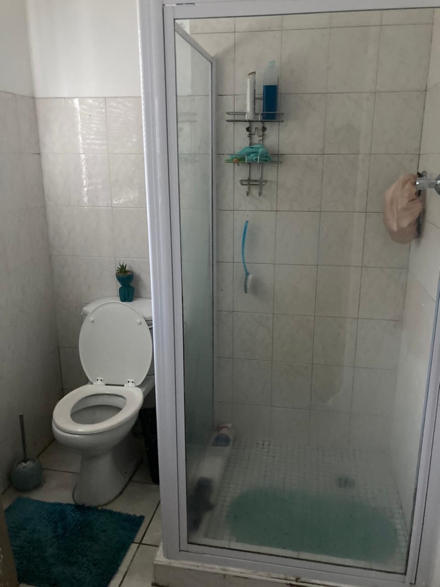 5 Bedroom Property for Sale in West Bank Eastern Cape